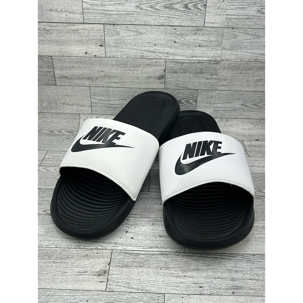 Nike Benassi JDI Slides Shoes Mens Size 13 Black White Sandals CN9675-005 Swoosh